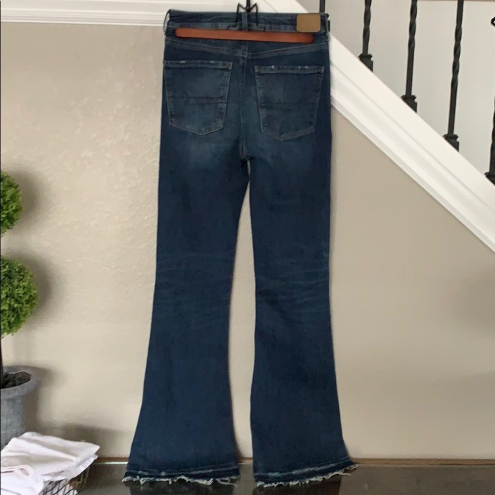 American eagle ultra high rise distressed jeans